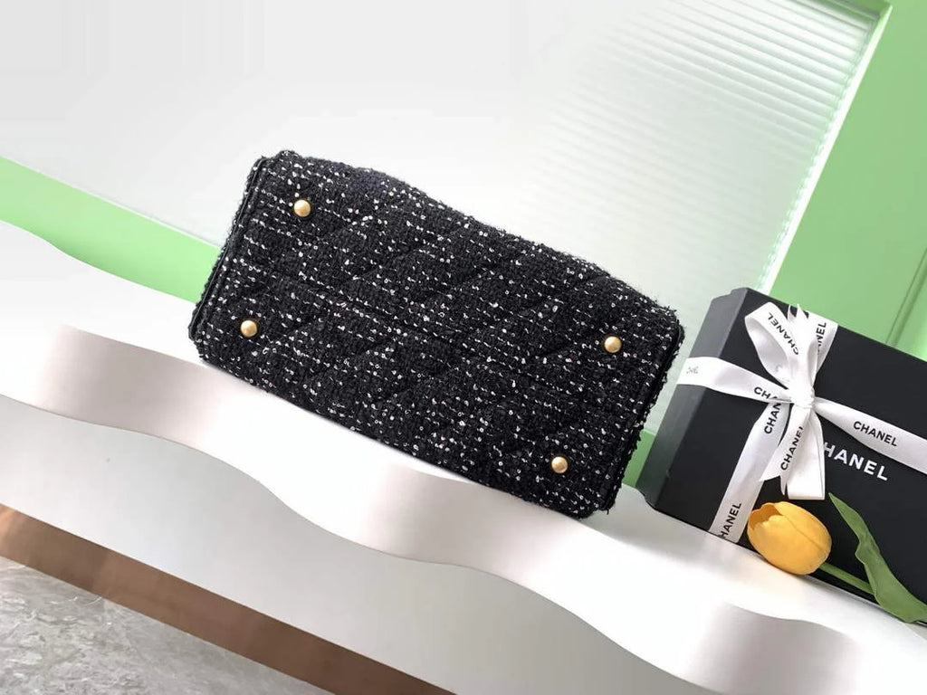 Chanel 25 small handbag, AS5293 Tweed Black