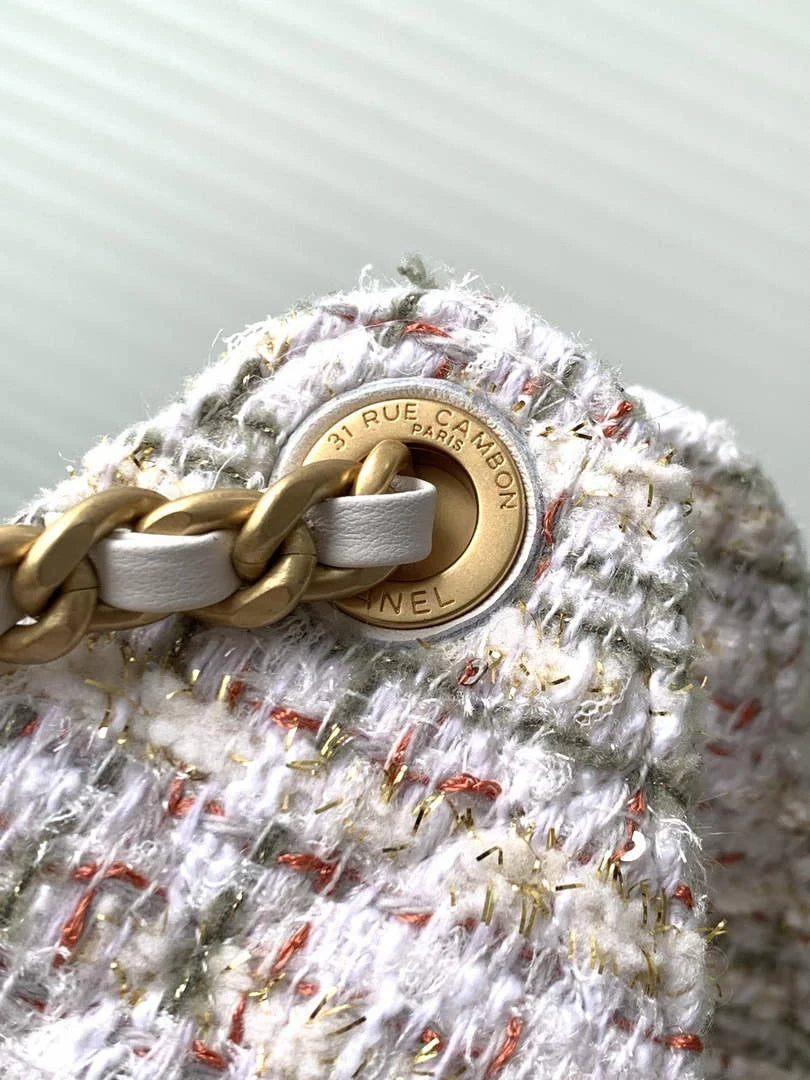 Chanel 25 small handbag, AS5293 Tweed White