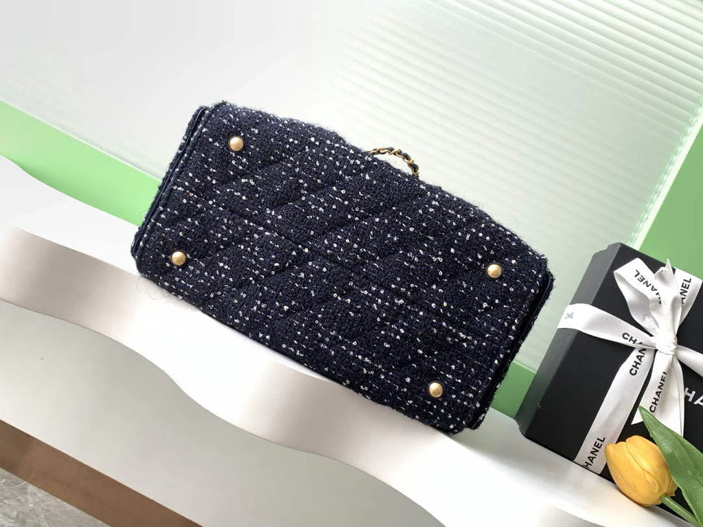 Chanel 25 small handbag, AS5293 Tweed Navy