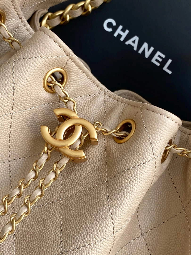 Chanel 25 small handbag, AS5293 Grained Calfskin Apricot