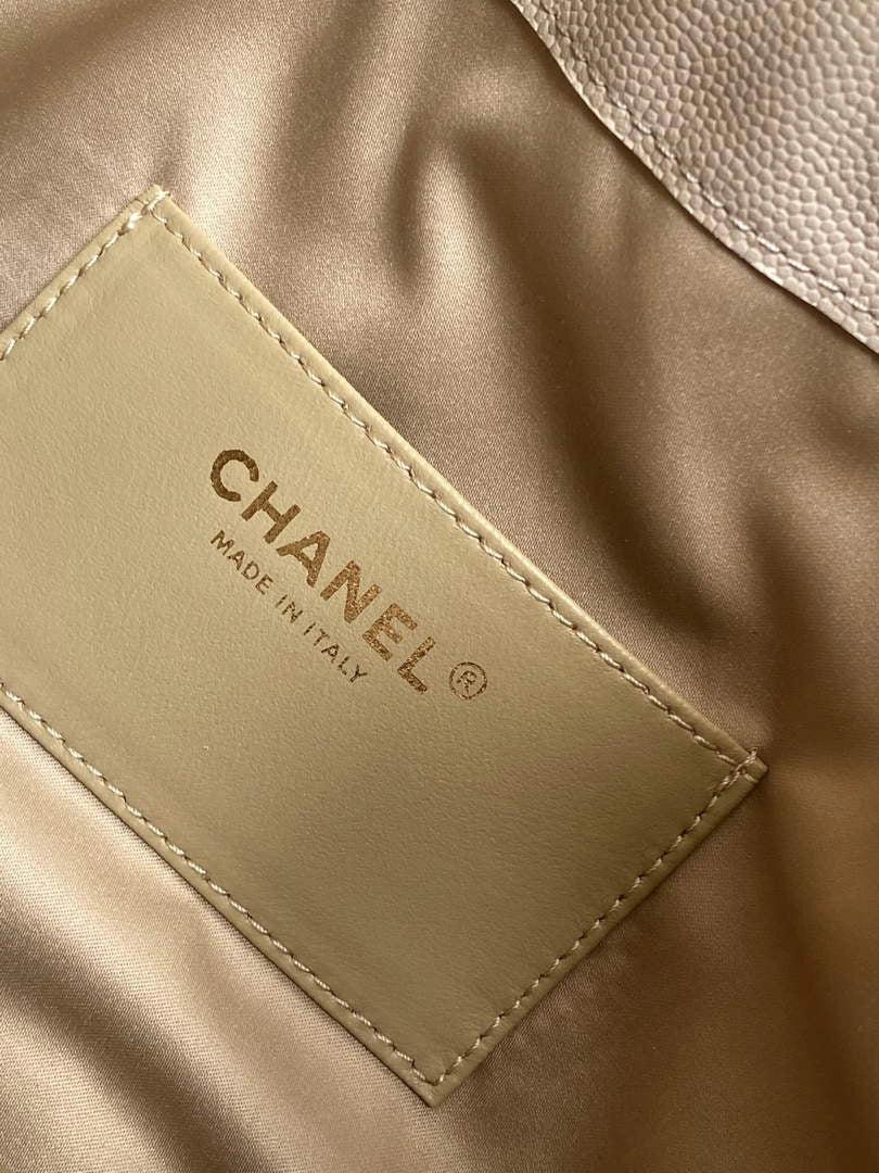 Chanel 25 small handbag, AS5293 Grained Calfskin Apricot