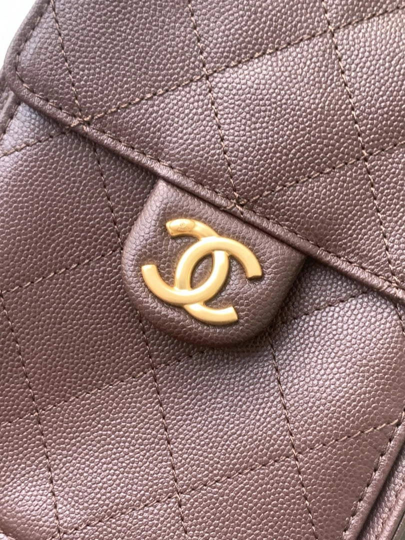 Chanel 25 small handbag, AS5293 Grained Calfskin Brown