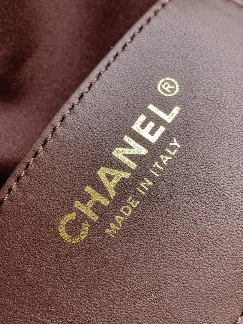Chanel 25 small handbag, AS5293 Grained Calfskin Brown