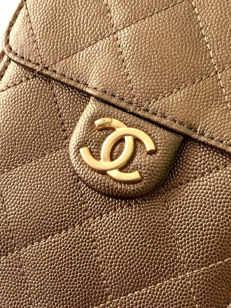 Chanel 25 small handbag, AS5293 Grained Calfskin Bronze