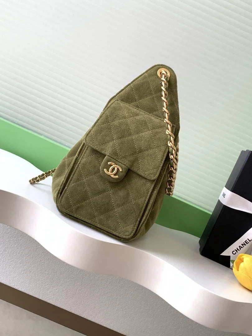 Chanel 25 small handbag, AS5293 Suede Green