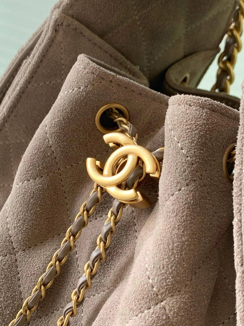 Chanel 25 small handbag, AS5293 Suede Gray