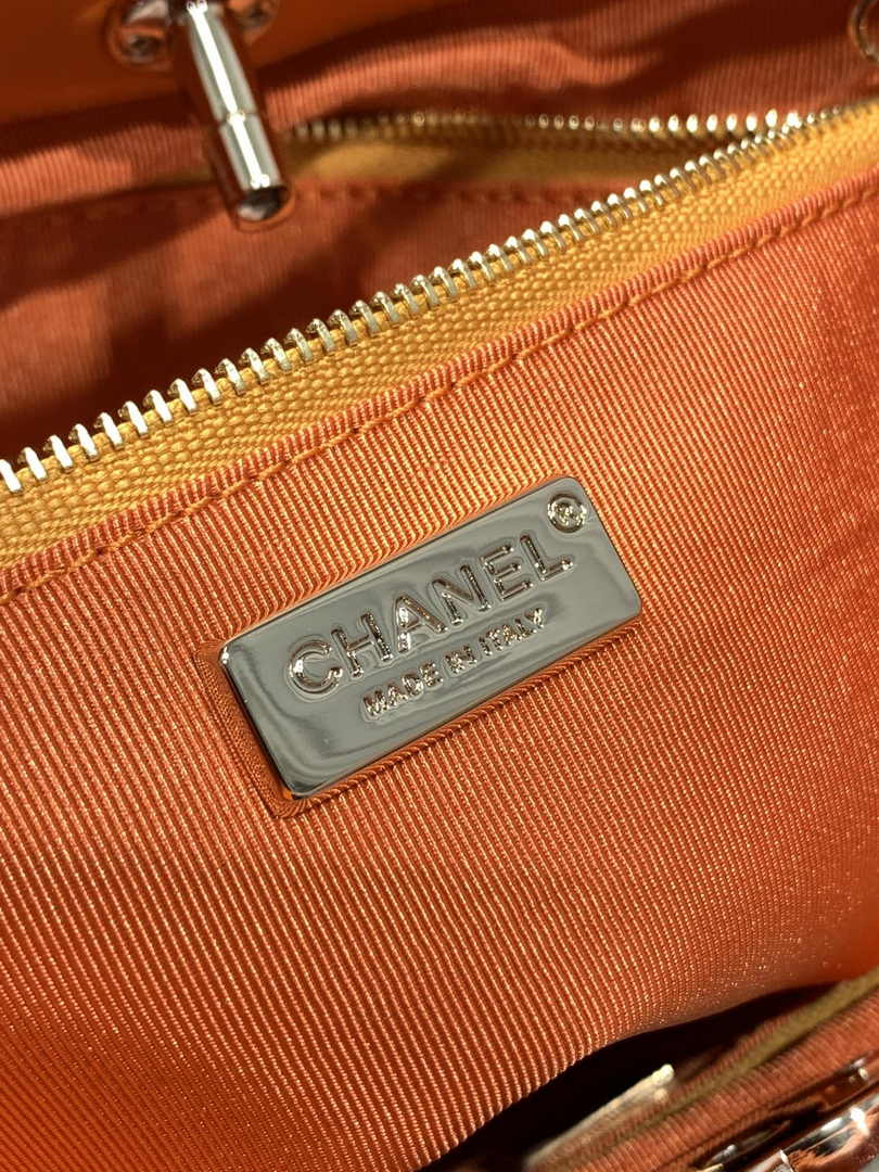 Chanel 31 Large shopping bag AS1010 Shiny Calfskin Orange
