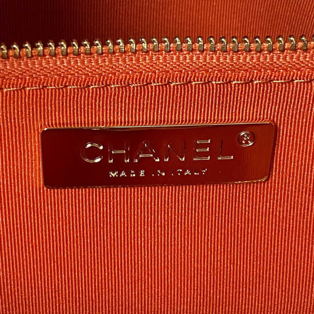 Chanel 31 Large shopping bag AS1010 Shiny Calfskin Brown