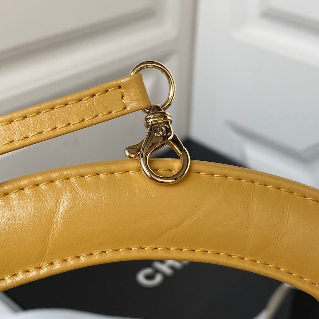 Chanel 31 Large shopping bag AS1010 Shiny Calfskin Yellow