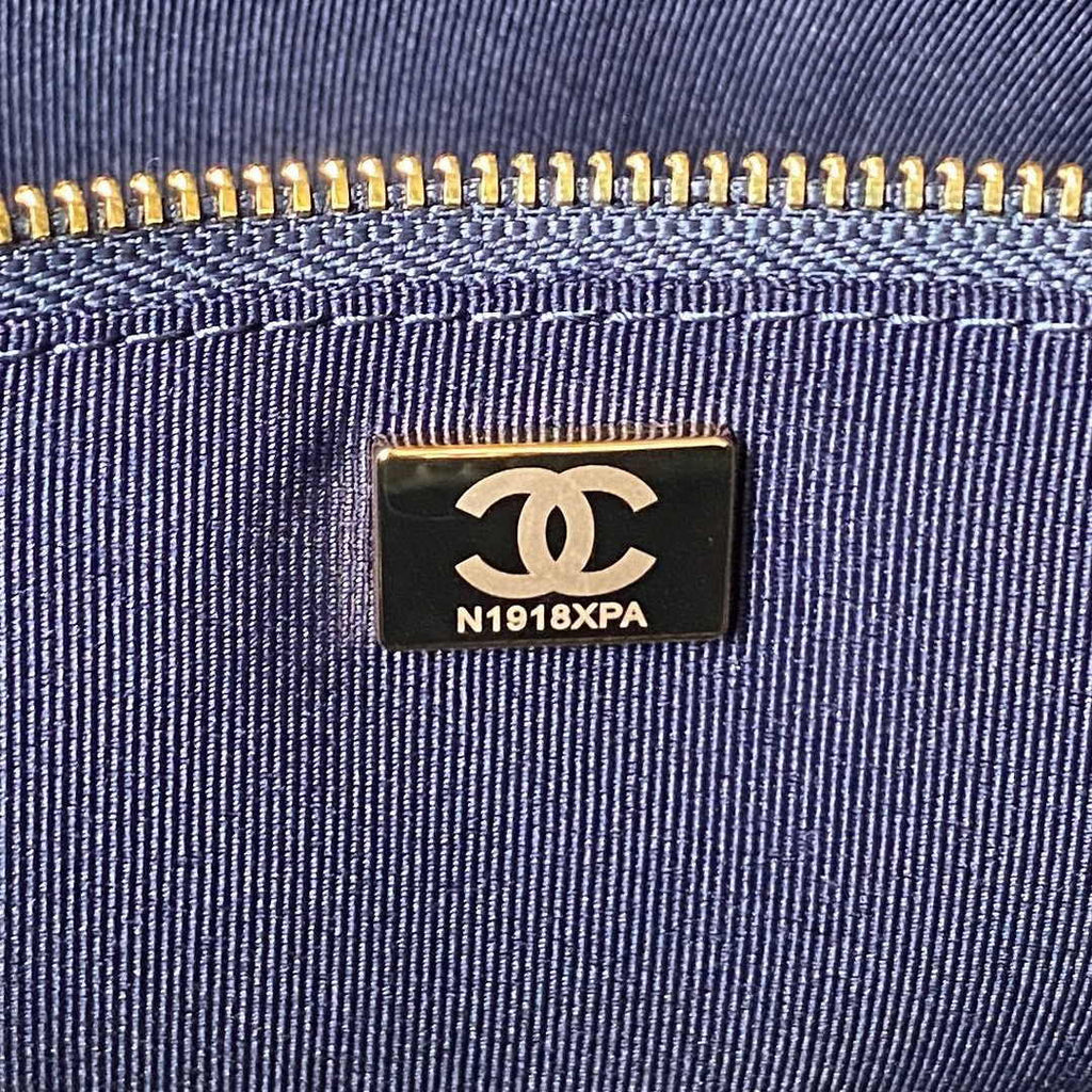 Chanel 31 Large shopping bag AS1010 Shiny Calfskin Navy Blue