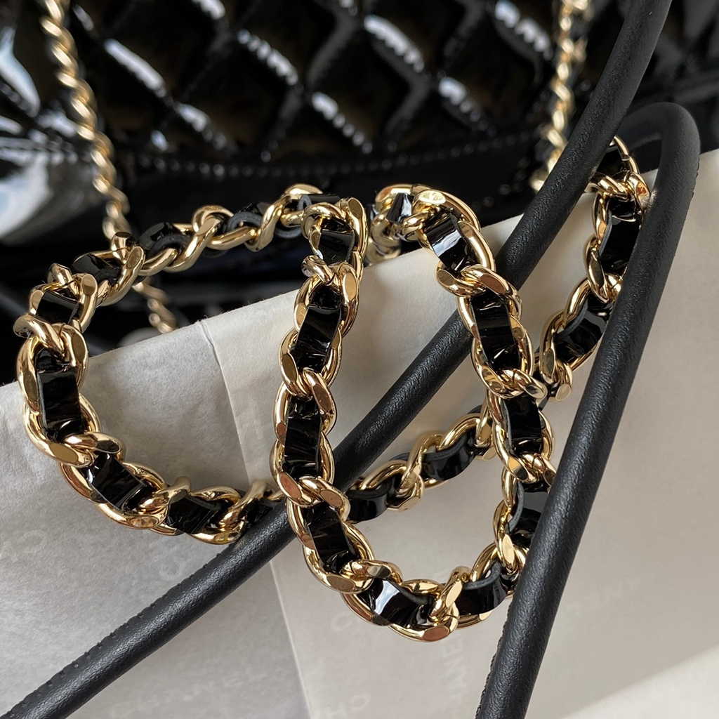 Chanel 31 mini shopping bag AS4133 Black Patent calfskin