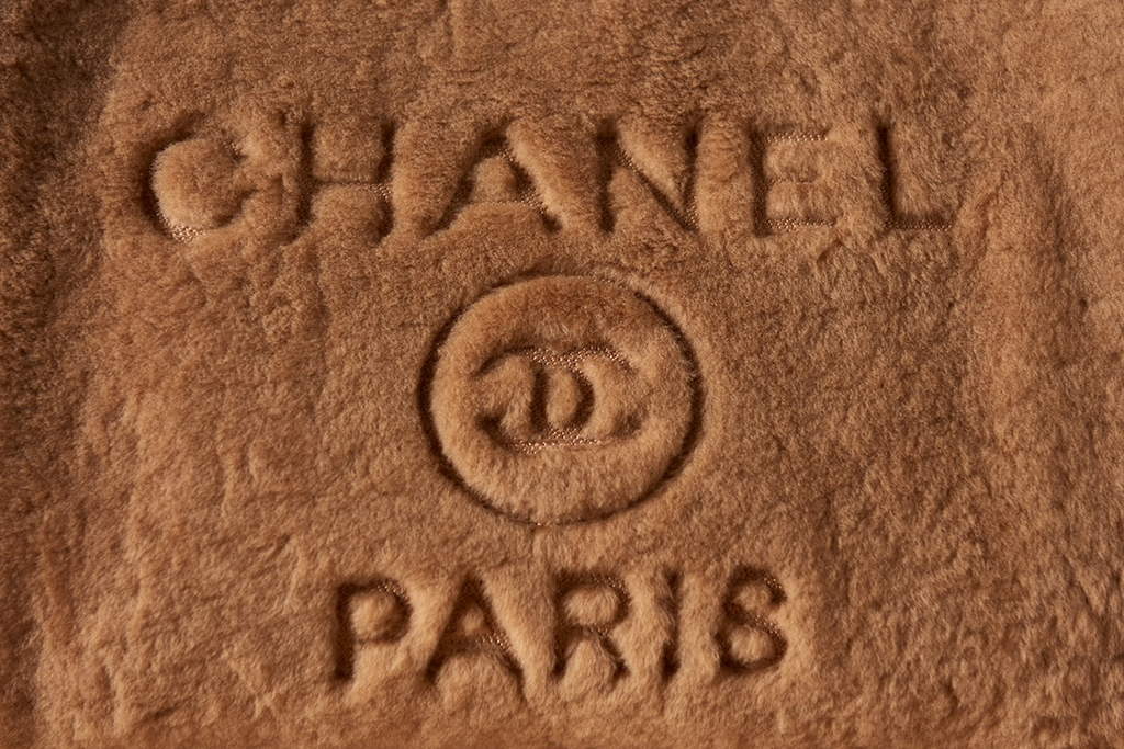 Chanel 66941 Large Shopping Bag Wool Tweed Brown