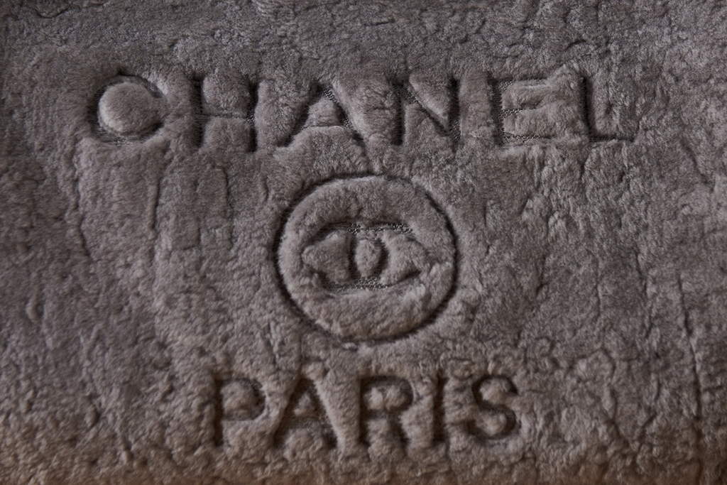 Chanel 66941 Large Shopping Bag Wool Tweed Gray