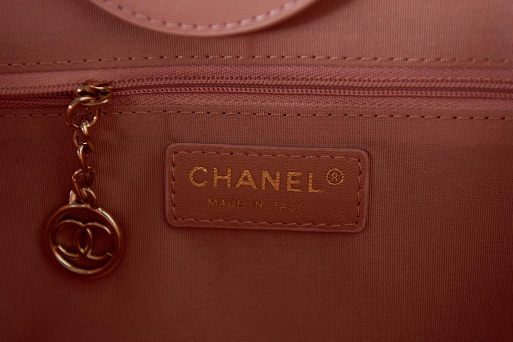 Chanel 66941 Large Shopping Bag Wool Tweed Pink