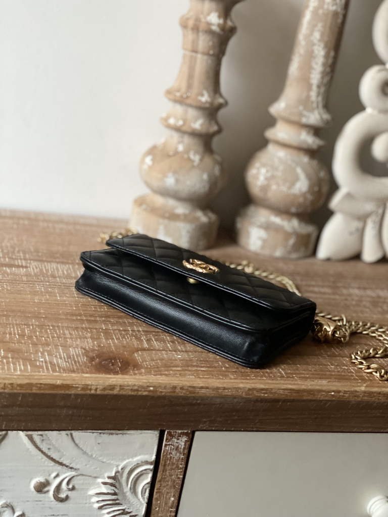 Chanel 81224 Mini Shoulder Bag Lambskin In Black