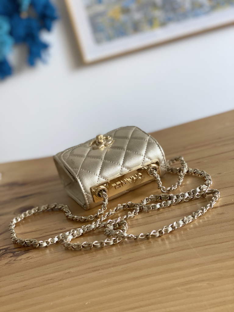 Chanel 88631 Mini Shoulder Bag Lambskin In Gold
