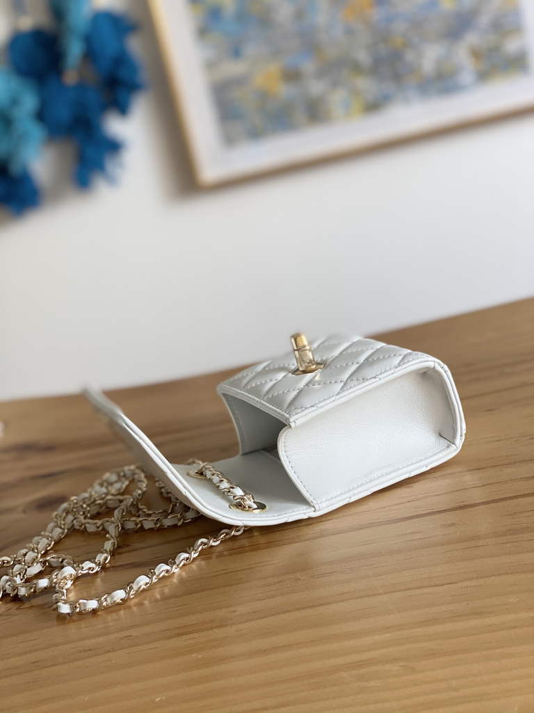 Chanel 88631 Mini Shoulder Bag Lambskin In White
