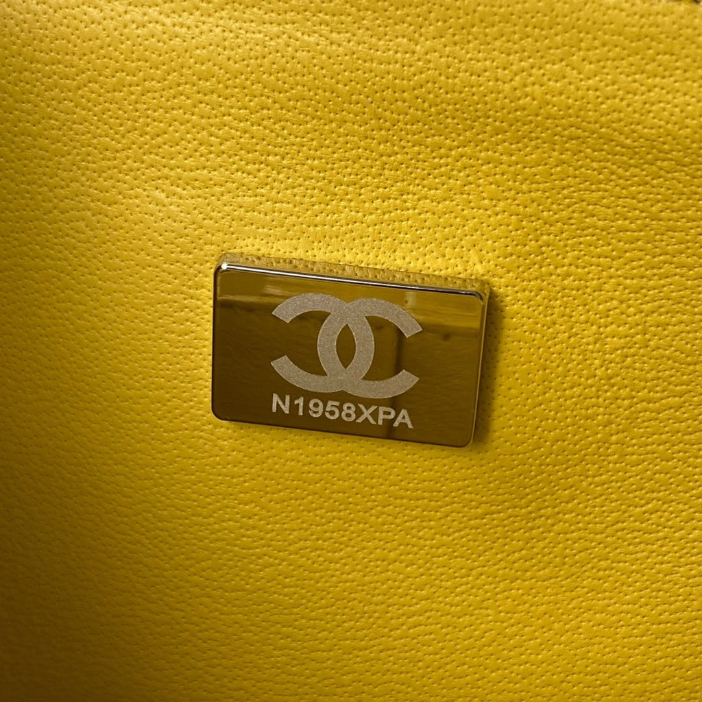 Chanel A01112 Classic Handbag Grained Calfskin Yellow Silver