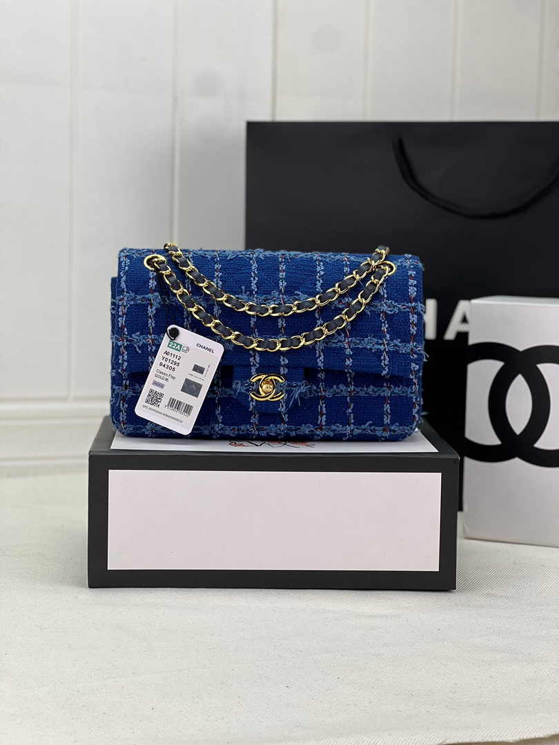 Chanel A01112 Classic Handbag Navy Blue Wool Tweed Gold-Tone Metal