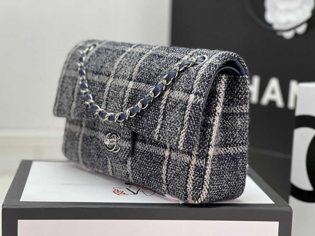 Chanel A01112 Classic Handbag Wool Tweed Gold-Tone Metal Black Blue