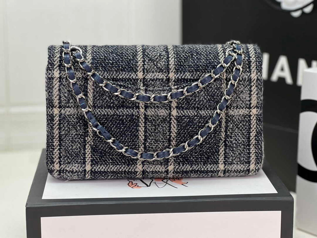 Chanel A01112 Classic Handbag Wool Tweed Gold-Tone Metal Black Blue