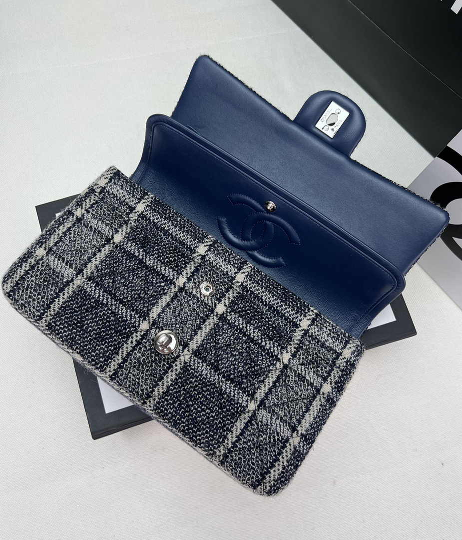 Chanel A01112 Classic Handbag Wool Tweed Gold-Tone Metal Black Blue