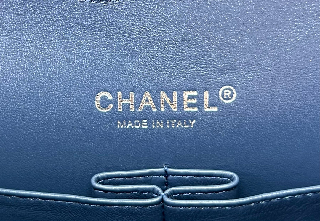 Chanel A01112 Classic Handbag Wool Tweed Gold-Tone Metal Black Blue