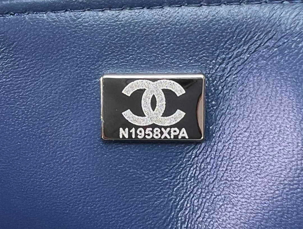Chanel A01112 Classic Handbag Wool Tweed Gold-Tone Metal Black Blue
