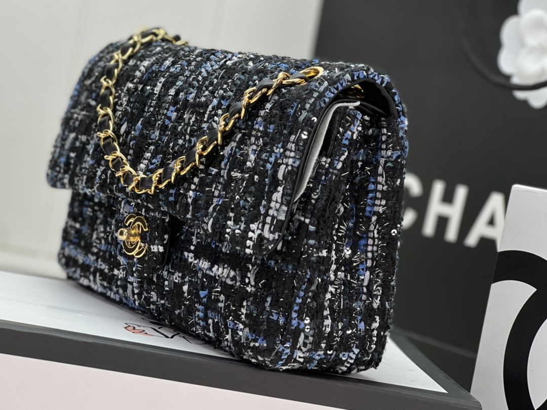Chanel A01112 Classic Handbag Wool Tweed Gold-Tone Metal Black Red