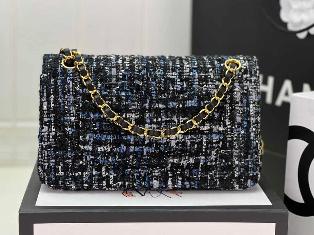 Chanel A01112 Classic Handbag Wool Tweed Gold-Tone Metal Black Red