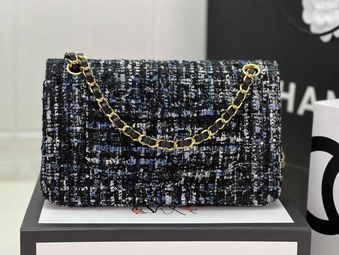 Chanel A01112 Classic Handbag Wool Tweed Gold-Tone Metal Black Red