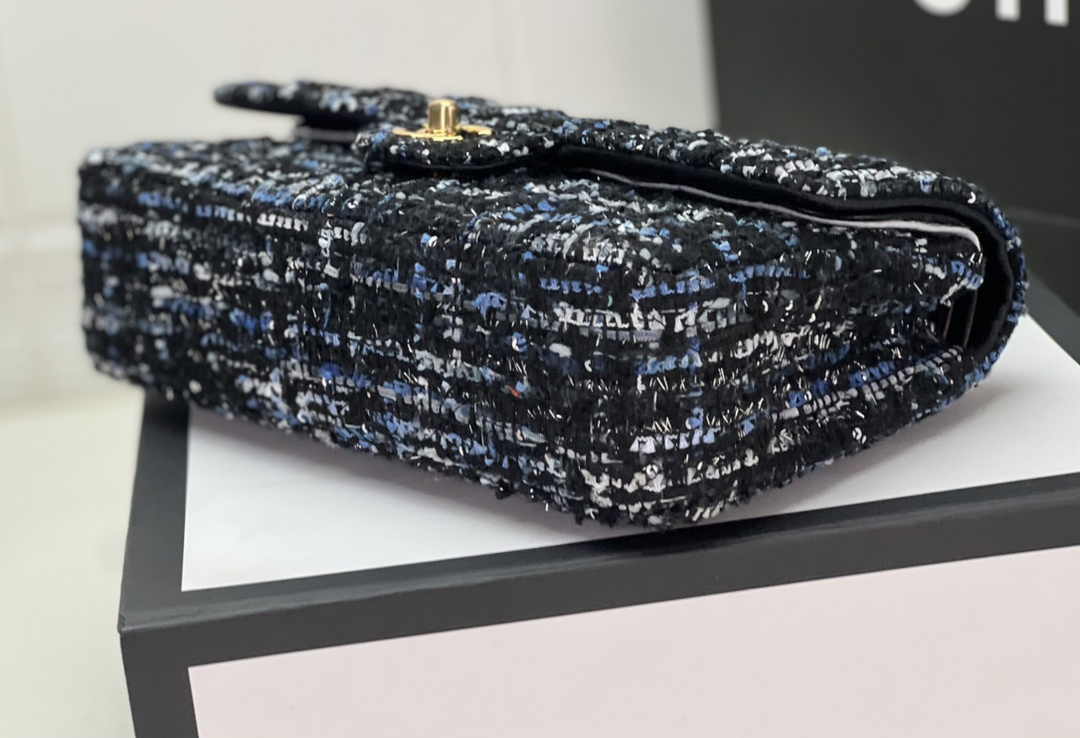Chanel A01112 Classic Handbag Wool Tweed Gold-Tone Metal Black Red