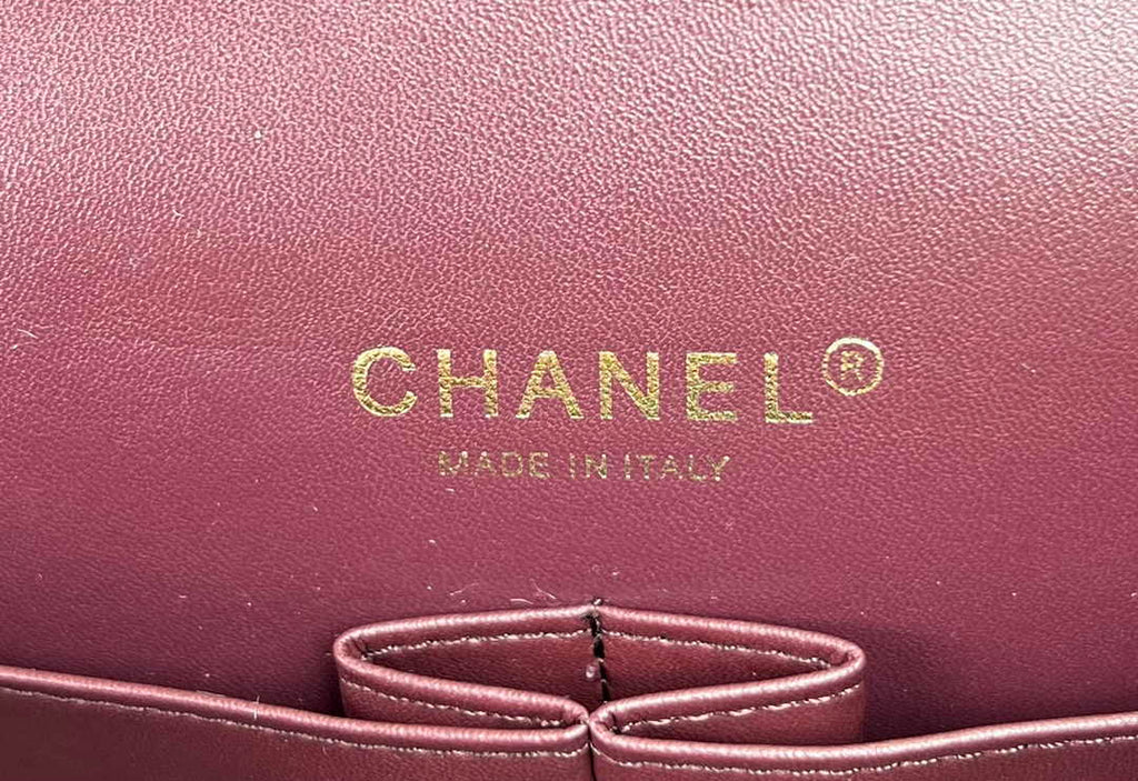 Chanel A01112 Classic Handbag Wool Tweed Gold-Tone Metal Red Black
