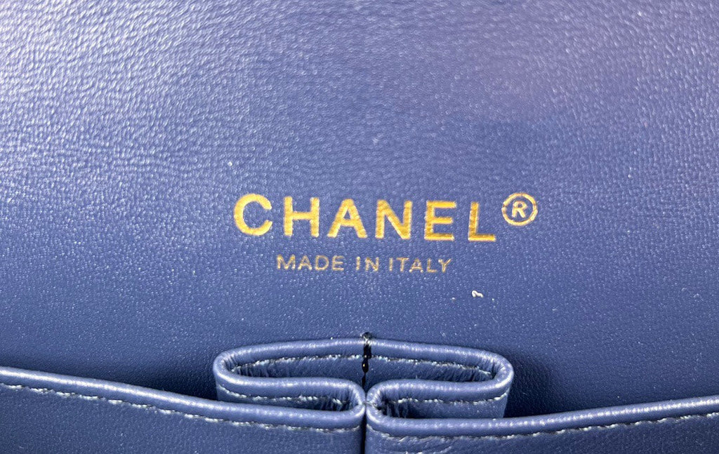 Chanel A01112 Classic Handbag Navy Blue Wool Tweed Gold-Tone Metal