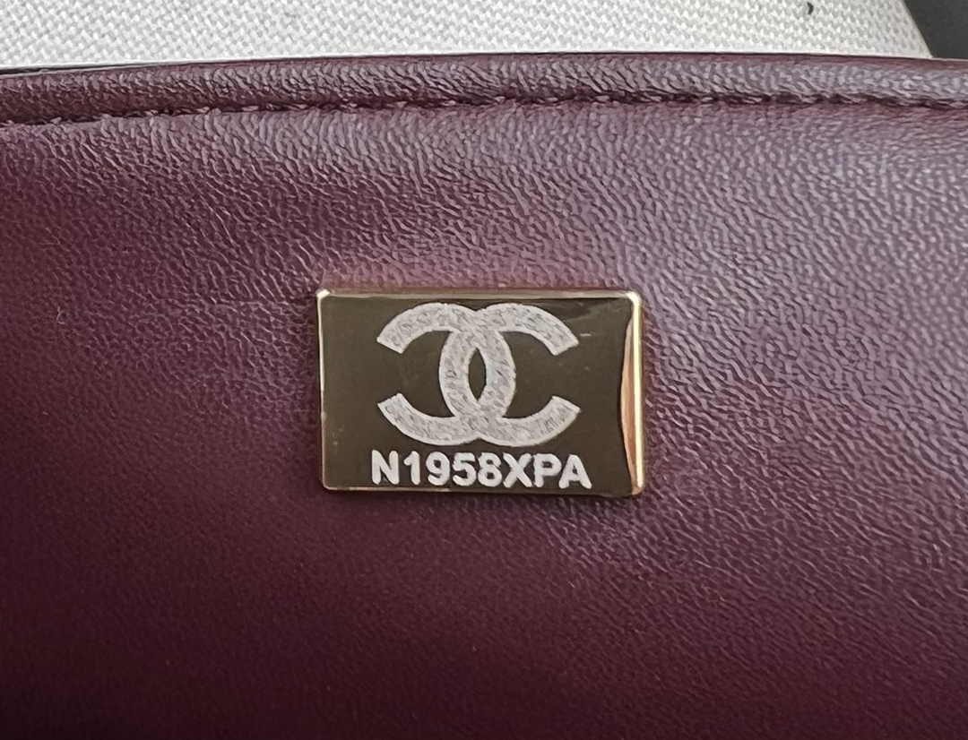 Chanel A01112 Classic Handbag Wool Tweed Gold-Tone Metal Brown Red