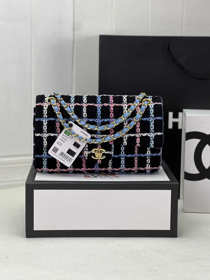 Chanel A01112 Classic Handbag Blue Wool Tweed Gold-Tone Metal