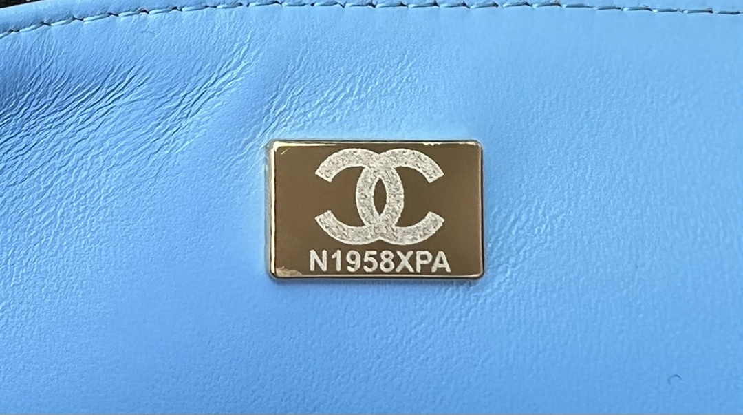 Chanel A01112 Classic Handbag Blue Wool Tweed Gold-Tone Metal