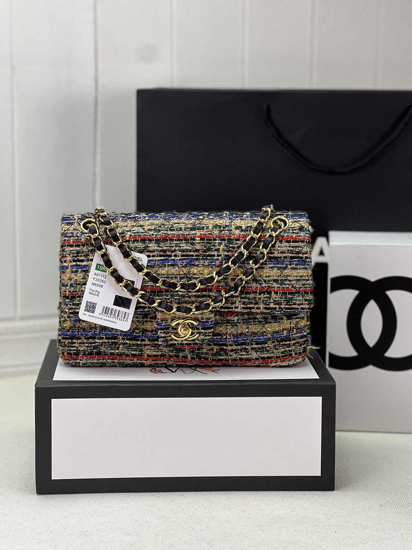 Chanel A01112 Classic Handbag Wool Tweed Gold-Tone Metal Beige Red