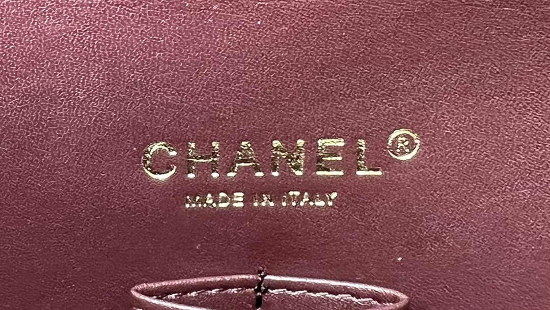 Chanel A01112 Classic Handbag Wool Tweed Gold-Tone Metal Beige Red
