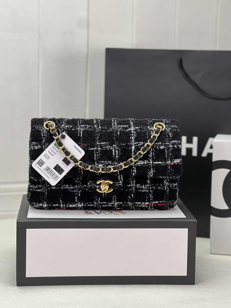 Chanel A01112 Classic Handbag Wool Tweed Gold-Tone Metal Black