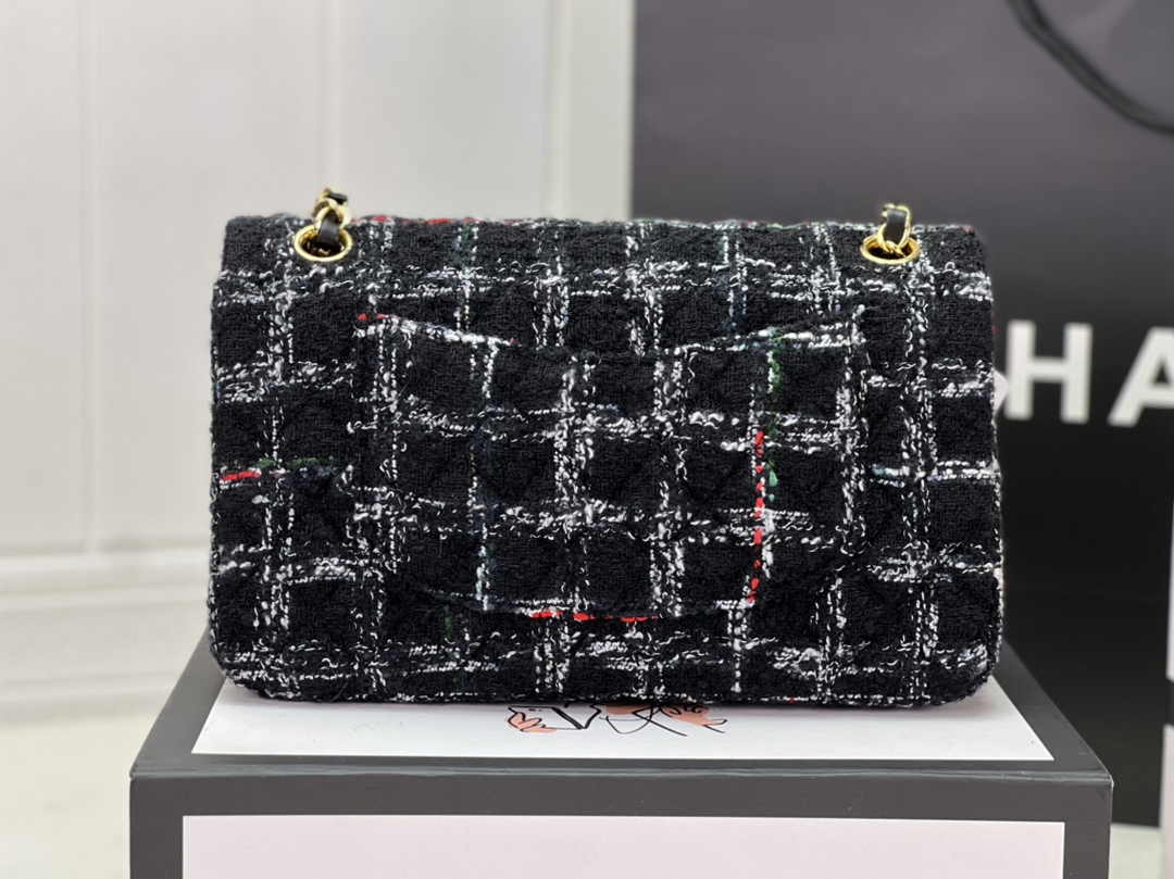 Chanel A01112 Classic Handbag Wool Tweed Gold-Tone Metal Black