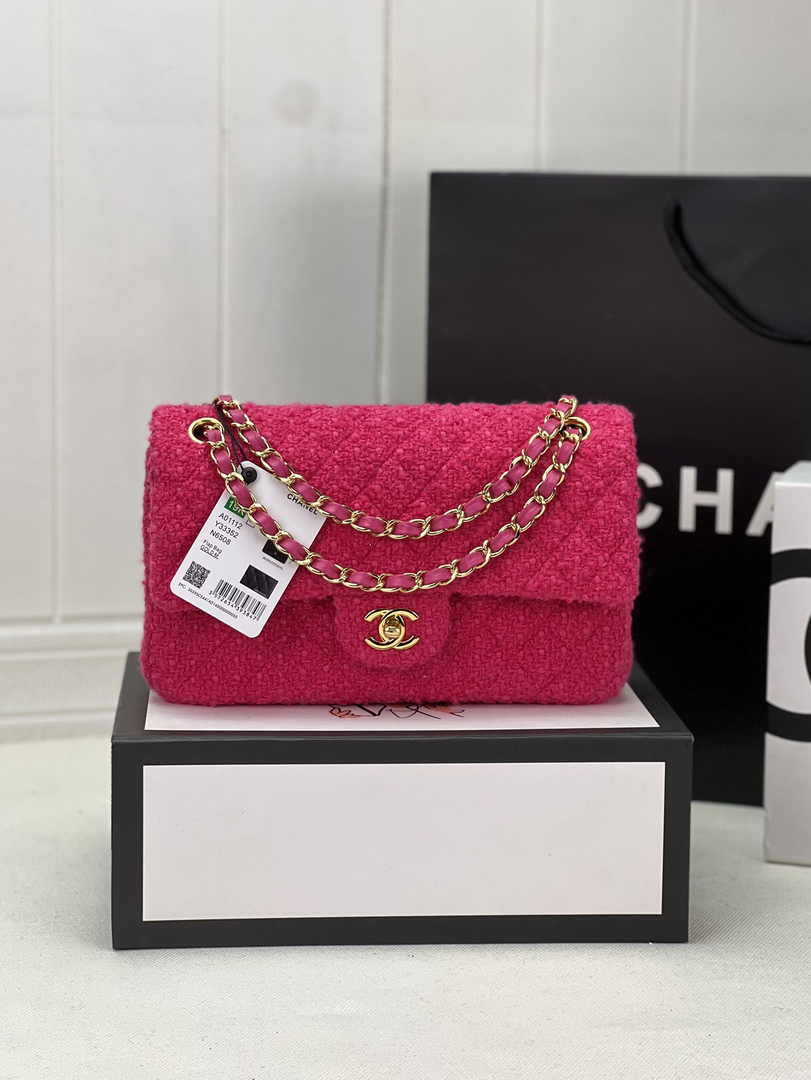 Chanel A01112 Classic Handbag Wool Tweed Gold-Tone Metal Plum
