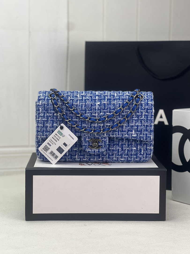 Chanel A01112 Classic Handbag Blue Wool Tweed Gold-Tone Metal