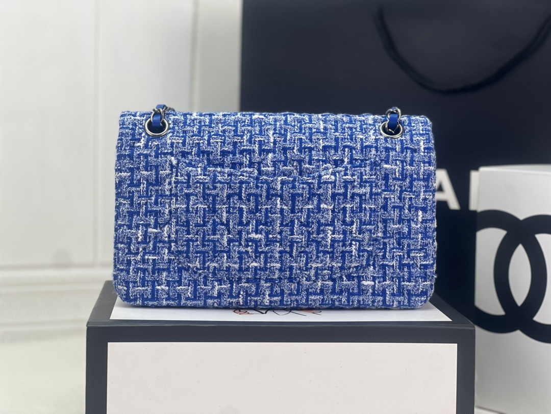 Chanel A01112 Classic Handbag Blue Wool Tweed Gold-Tone Metal