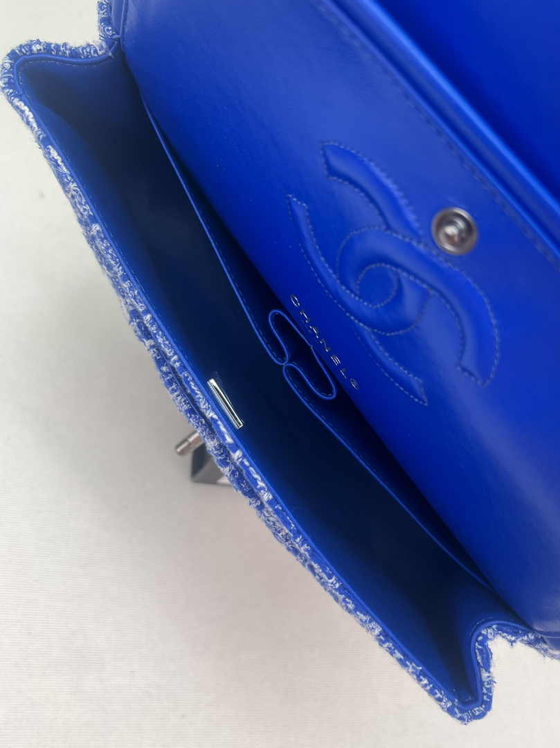 Chanel A01112 Classic Handbag Blue Wool Tweed Gold-Tone Metal