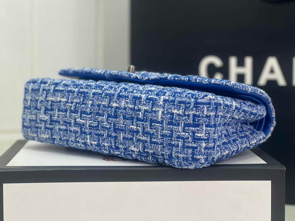 Chanel A01112 Classic Handbag Blue Wool Tweed Gold-Tone Metal