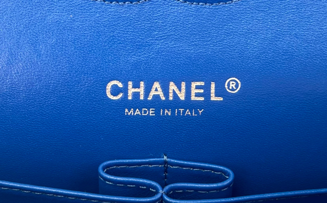 Chanel A01112 Classic Handbag Blue Wool Tweed Gold-Tone Metal