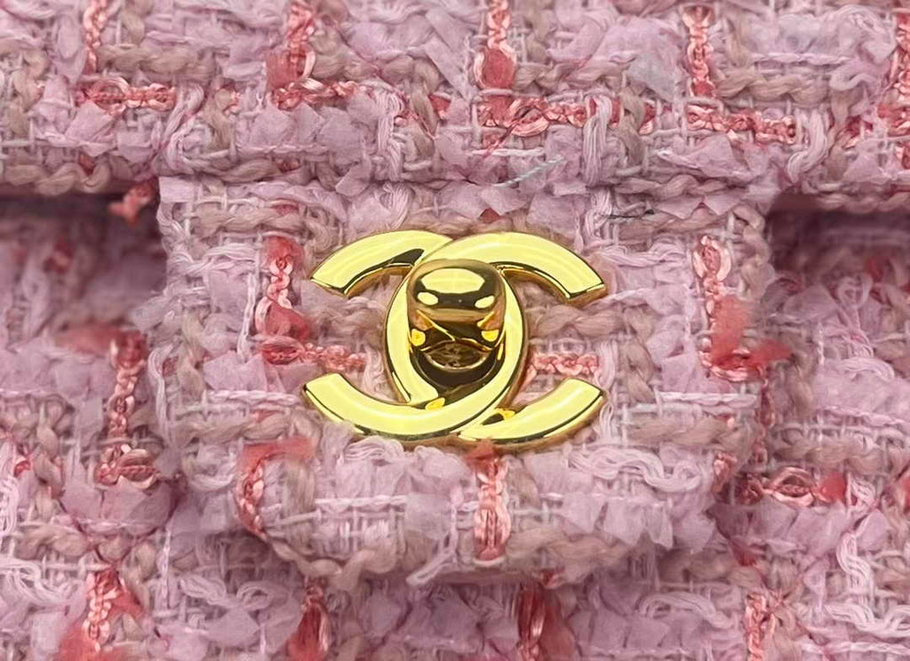 Chanel A01112 Classic Handbag Light Pink Wool Tweed Gold-Tone Metal