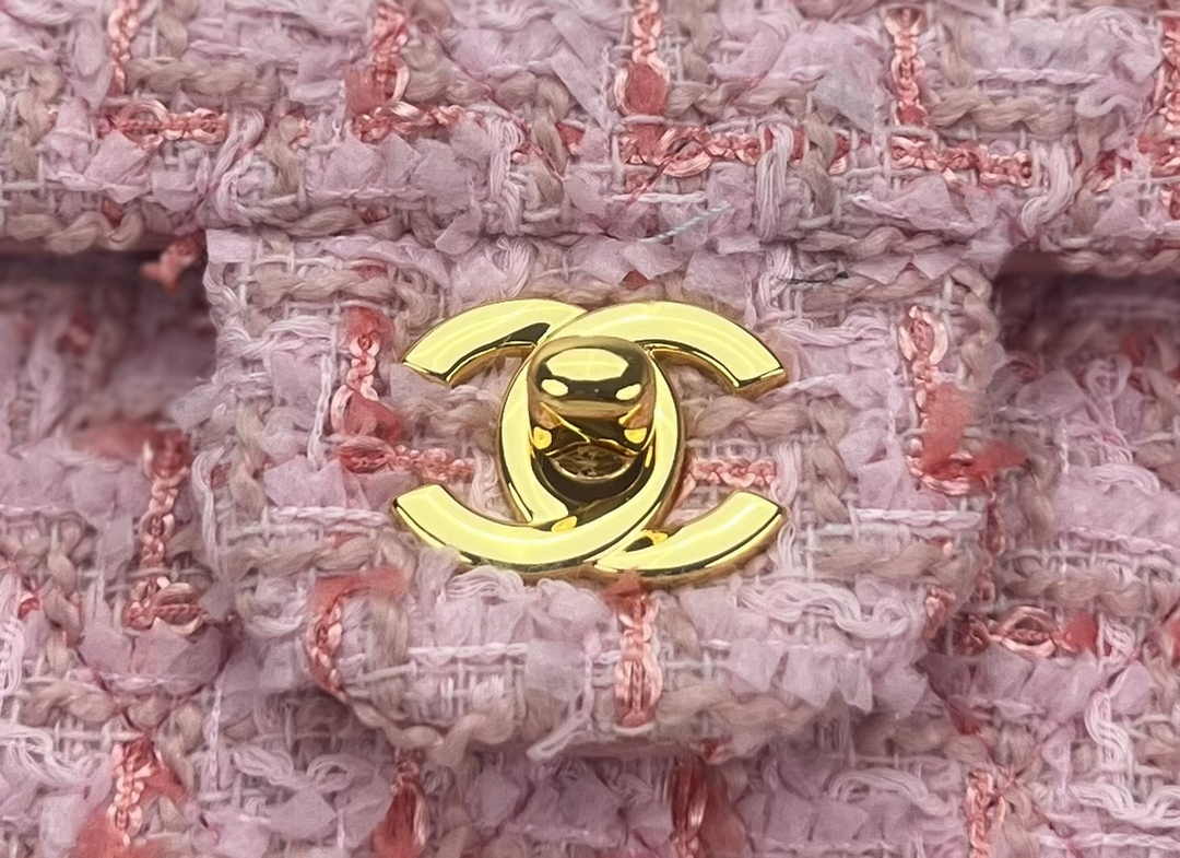Chanel A01112 Classic Handbag Light Pink Wool Tweed Gold-Tone Metal
