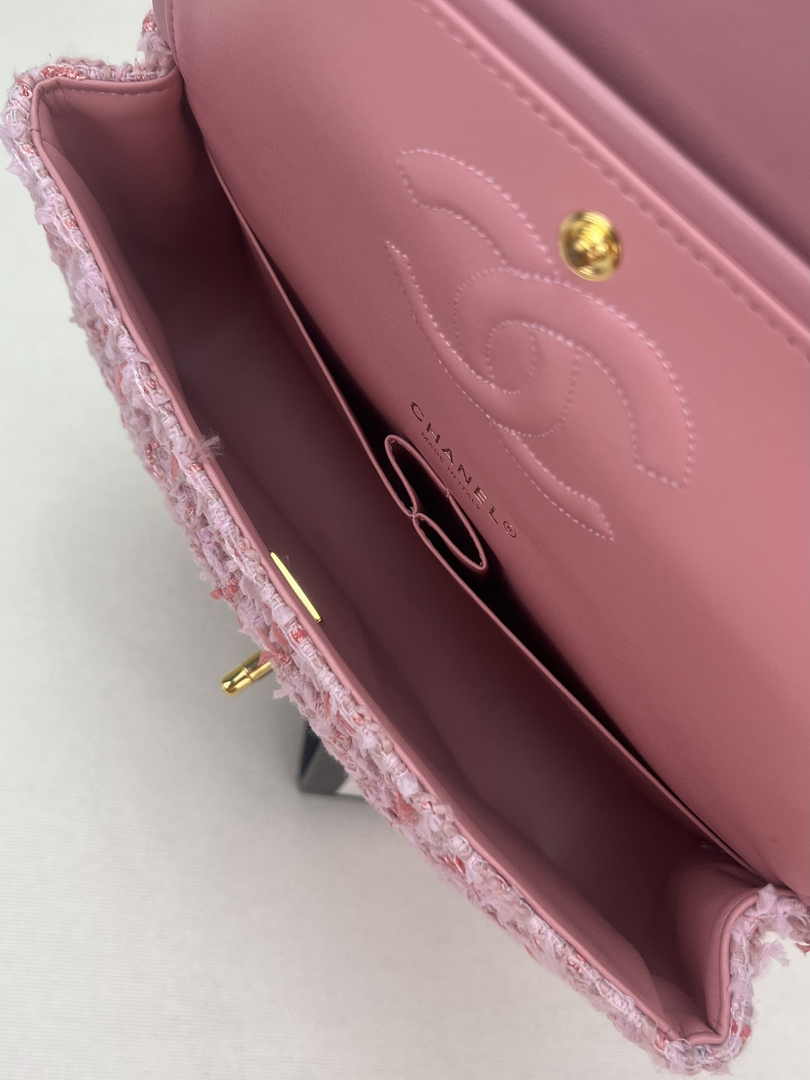 Chanel A01112 Classic Handbag Light Pink Wool Tweed Gold-Tone Metal